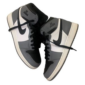 2017 Nike Jordan 1 Retro Rare Air Cool Grey GS Size 7Y